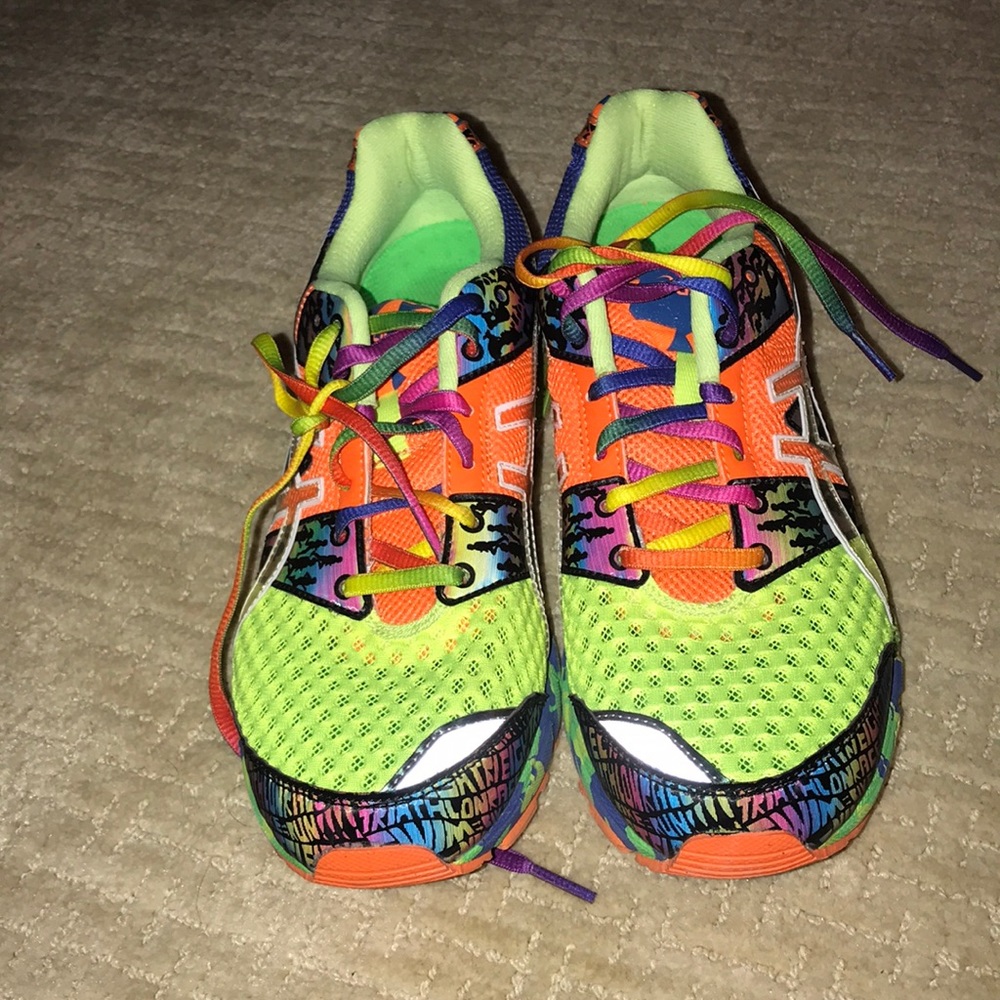 asics tennis shoes size 8.5